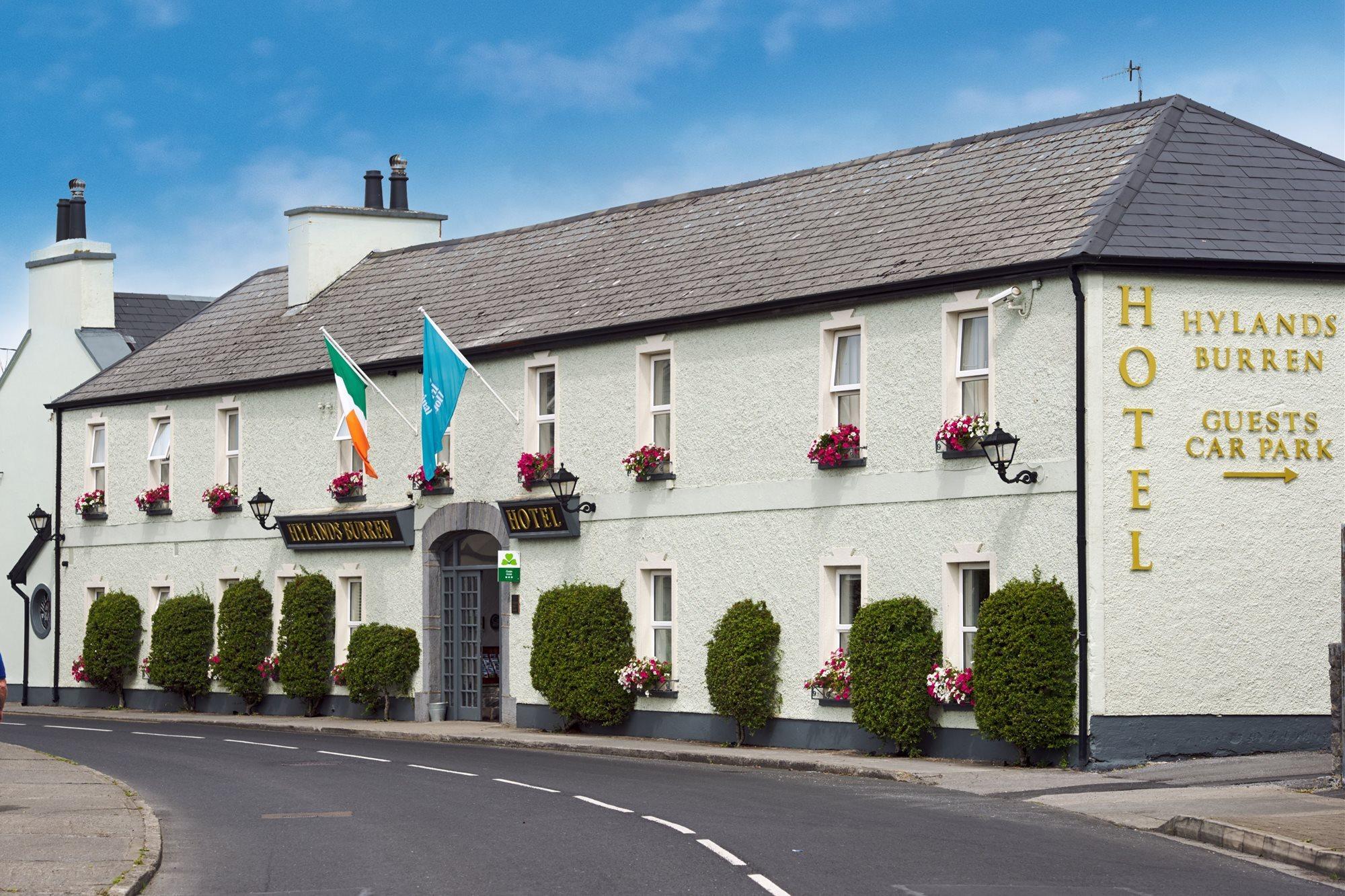 Hylands Burren Hotel Ballyvaughan Exteriör bild